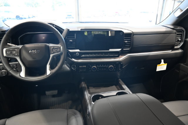 New 2026 Chevrolet Silverado 3500 LTZ w/ LTZ Plus Package AWD/4WD image 15