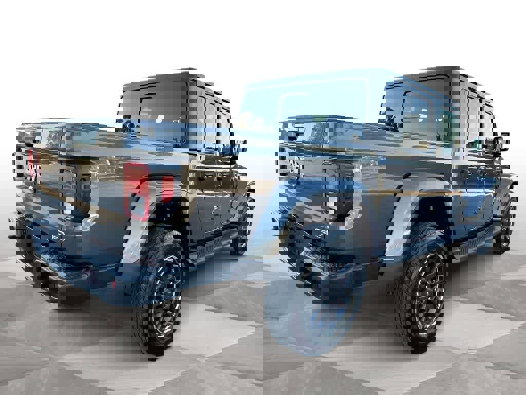 Used 2023 Jeep Gladiator Overland image 8