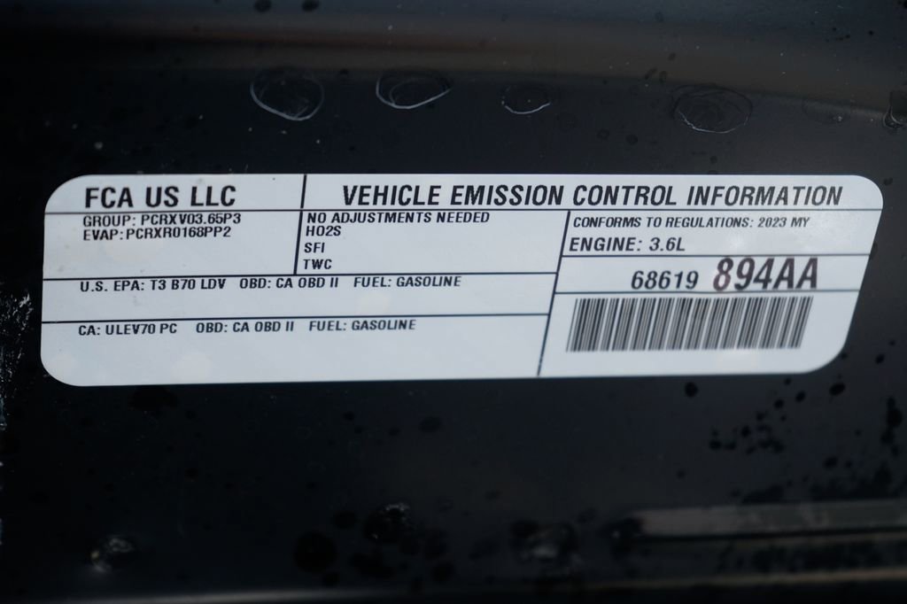 Used 2023 Dodge Challenger SXT RWD image 13