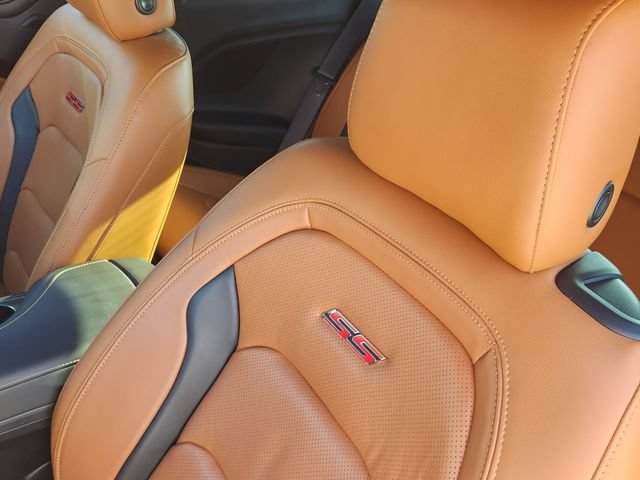 Used 2020 Chevrolet Camaro SS RWD image 24