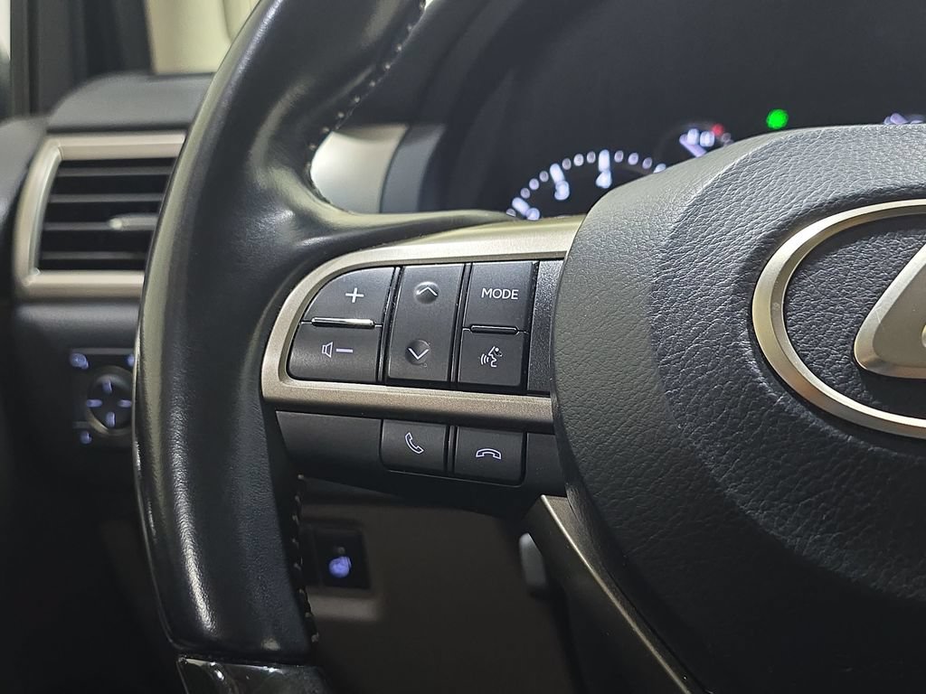 Used 2021 Lexus GX 460 Luxury w/ Sport Design Package AWD/4WD image 18
