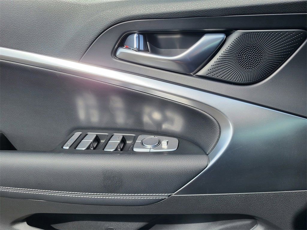 New 2026 Genesis G70 2.5T AWD/4WD image 13