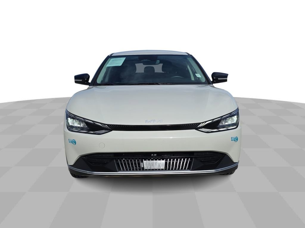 Used 2024 Kia EV6 Light image 3