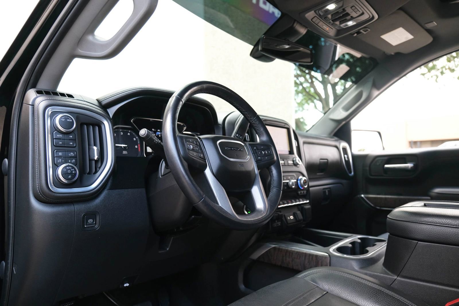 Used 2021 GMC Sierra 1500 Denali w/ Driver Alert Package II AWD/4WD image 19