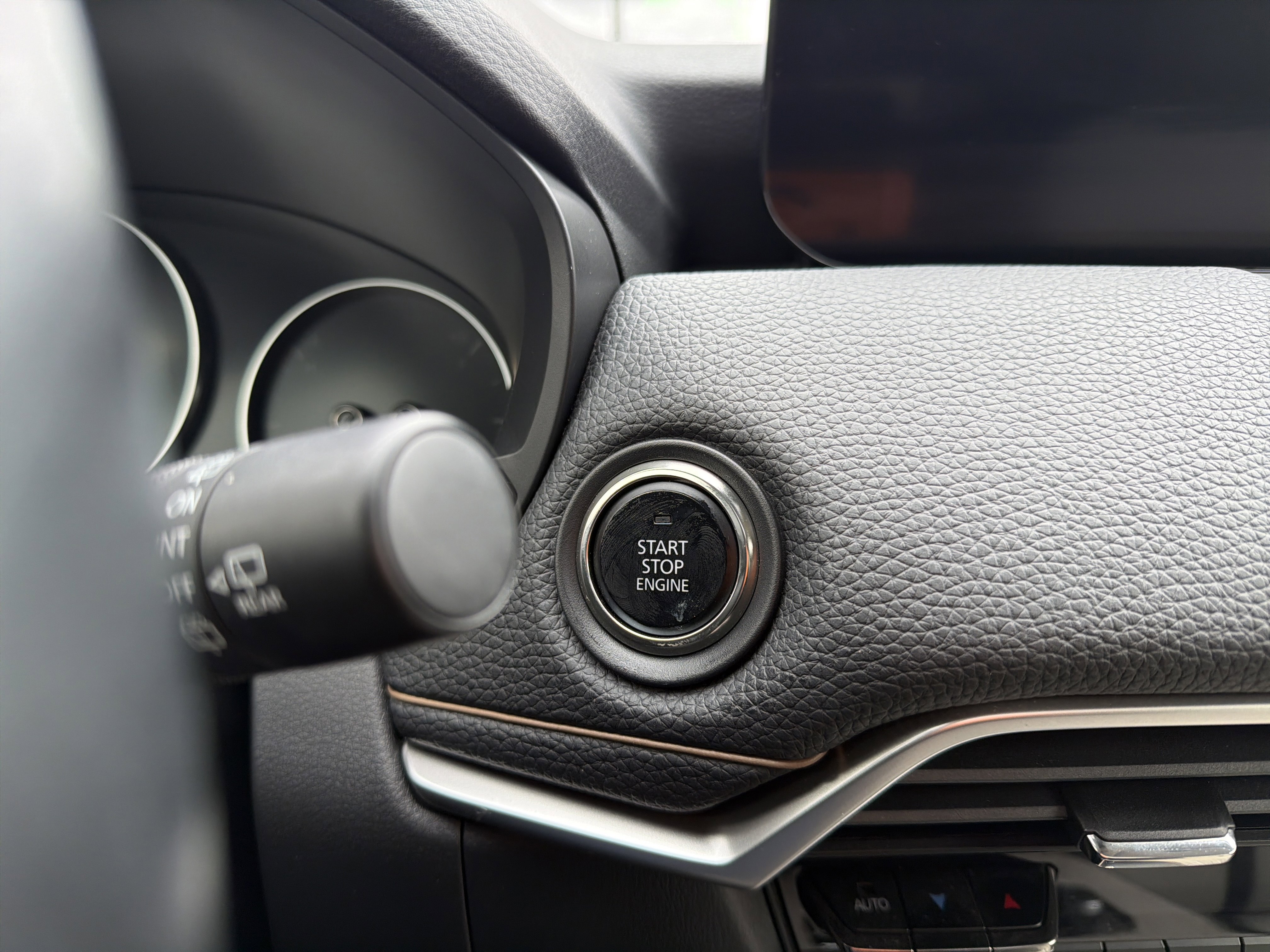 Certified 2024 MAZDA CX-90 3.3 Turbo w/ Preferred Plus image 18