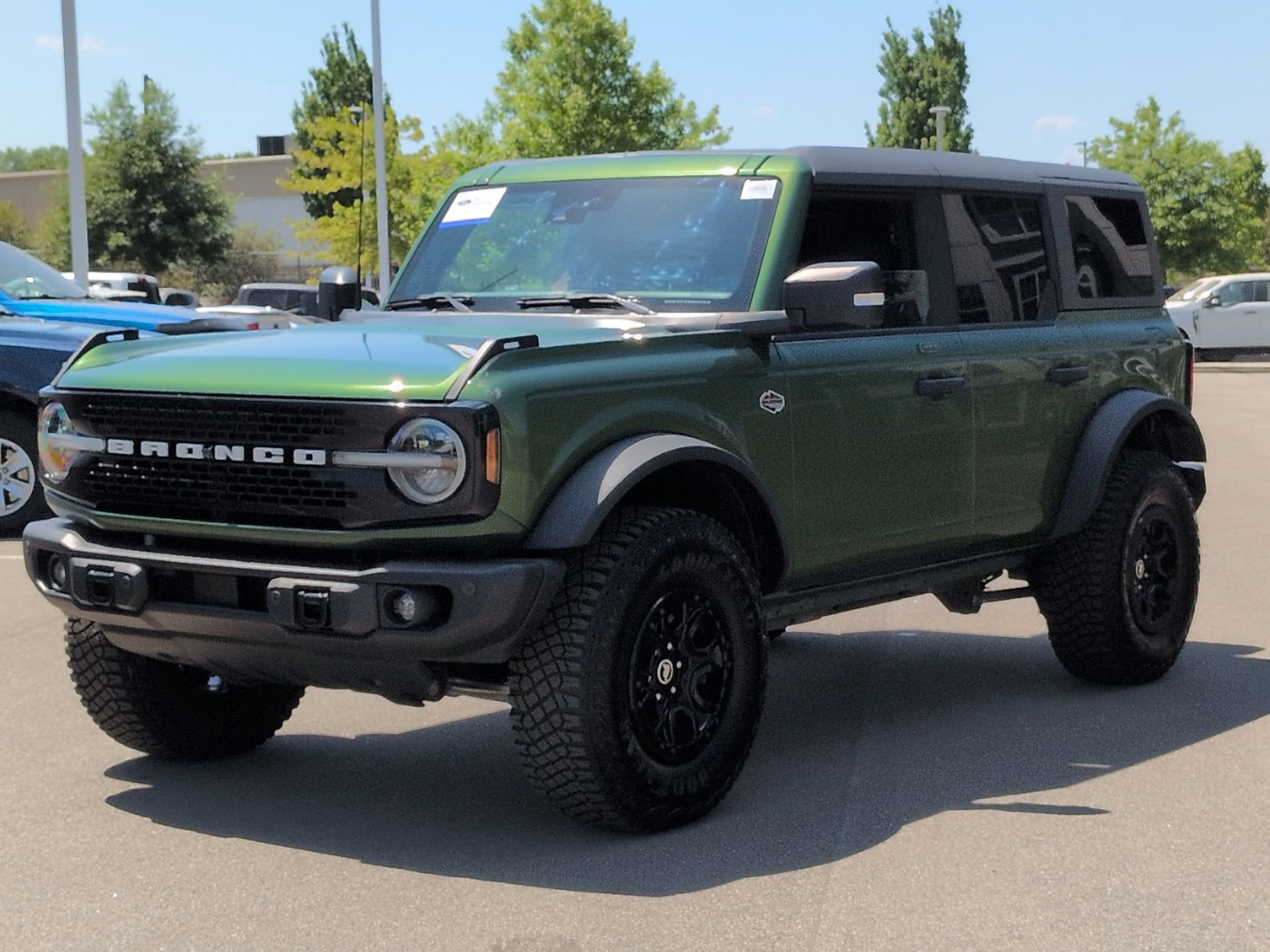 Used 2023 Ford Bronco Wildtrak AWD/4WD image 8