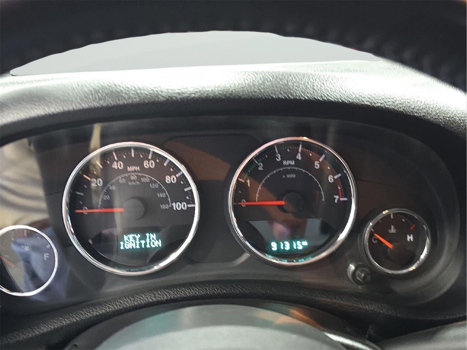 Used 2015 Jeep Wrangler Sahara w/ Connectivity Group AWD/4WD image 10