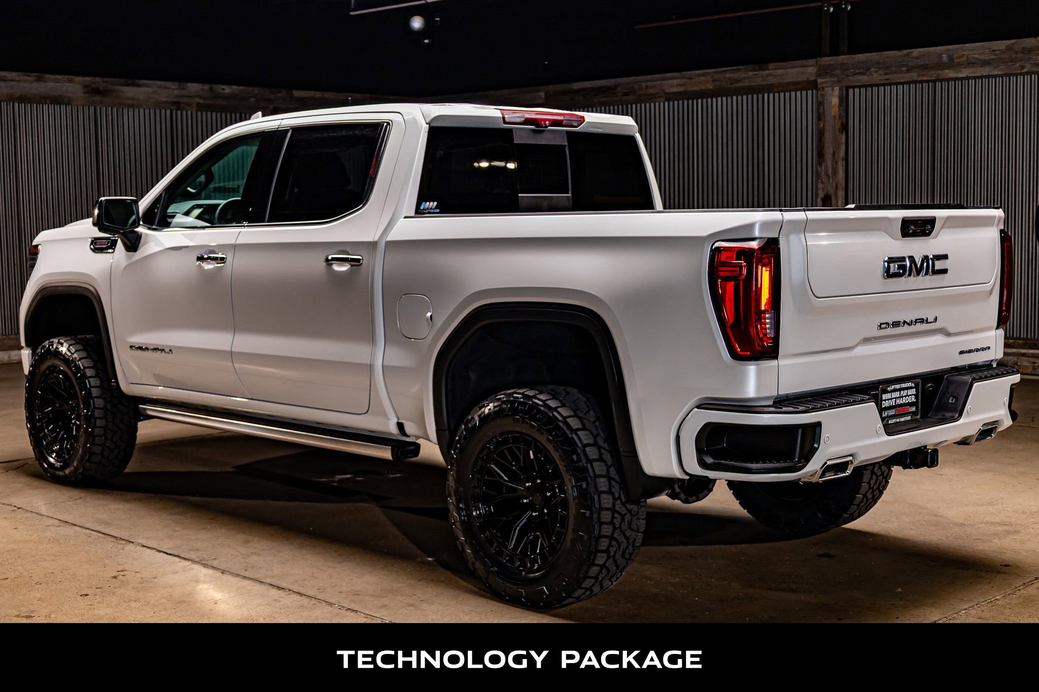 Used 2023 GMC Sierra 1500 Denali w/ Denali Reserve Package image 6