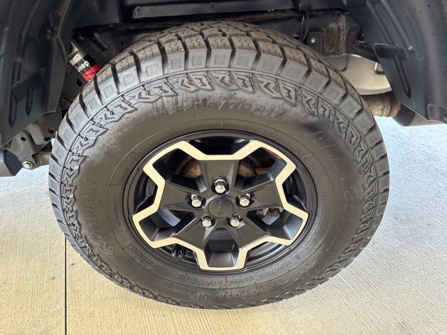Used 2021 Jeep Gladiator Rubicon w/ LED Lighting Group AWD/4WD image 37