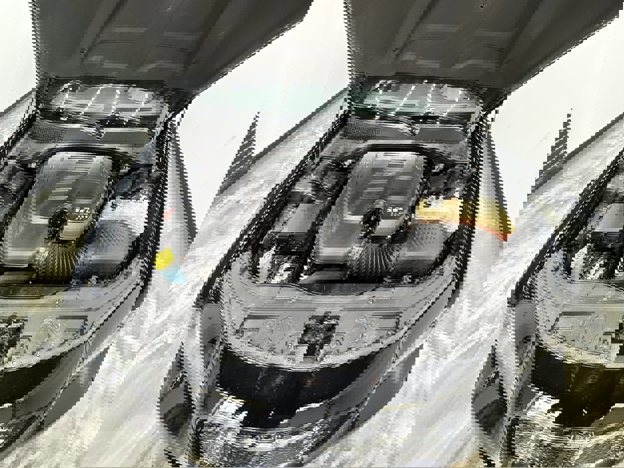 Used 2018 Chrysler 300 S image 32