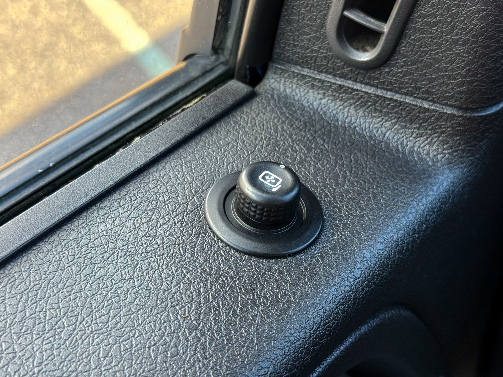 Used 2014 Ford F150 STX w/ Equipment Group 201A Mid image 30