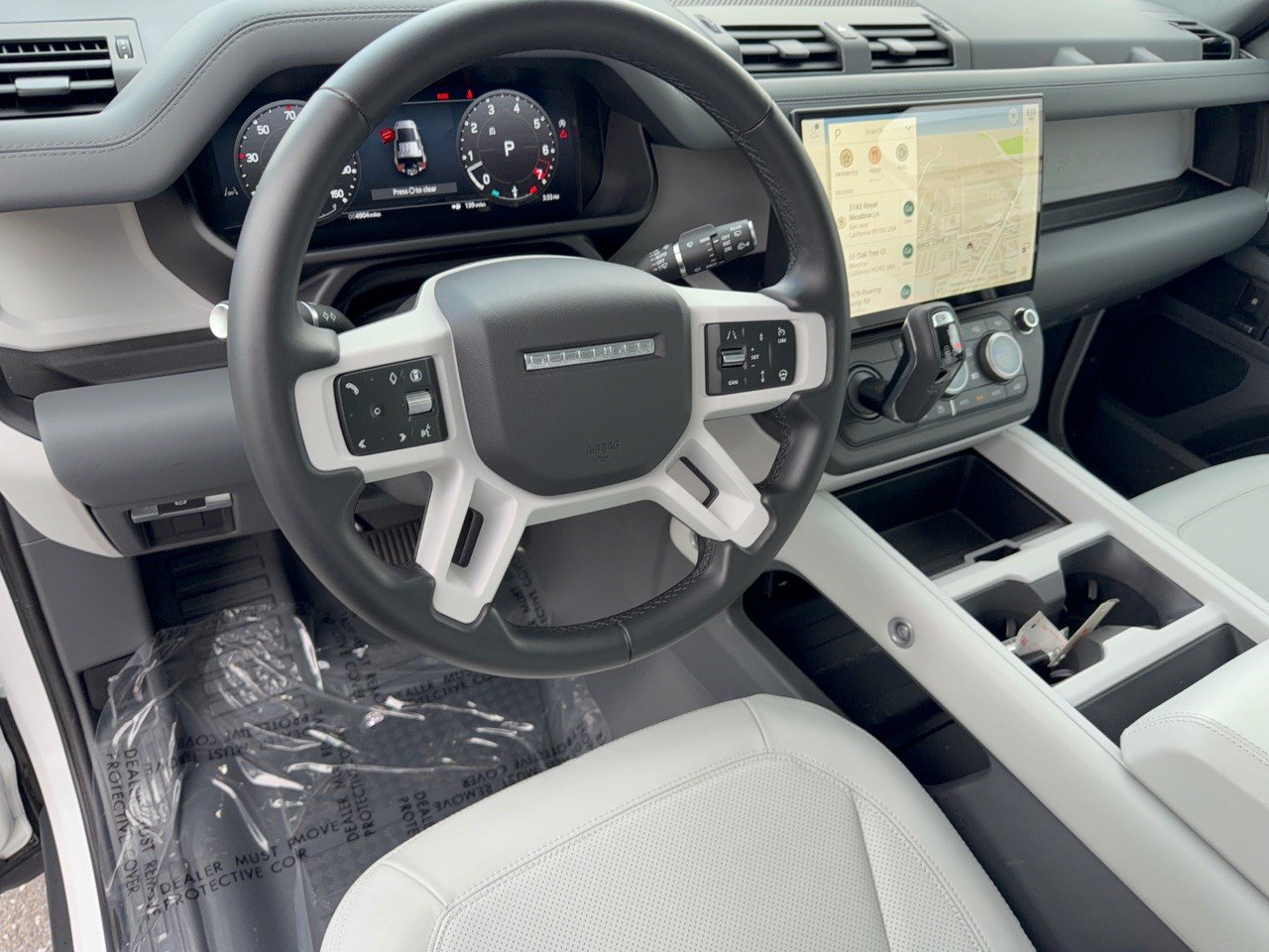 Certified 2026 Land Rover Defender 110 X-Dynamic SE AWD/4WD image 4