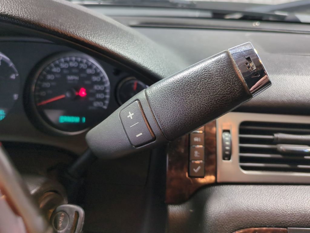 Used 2014 GMC Sierra 2500 Denali image 37