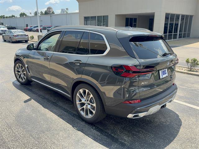 New 2026 BMW X5 xDrive50e AWD/4WD image 7
