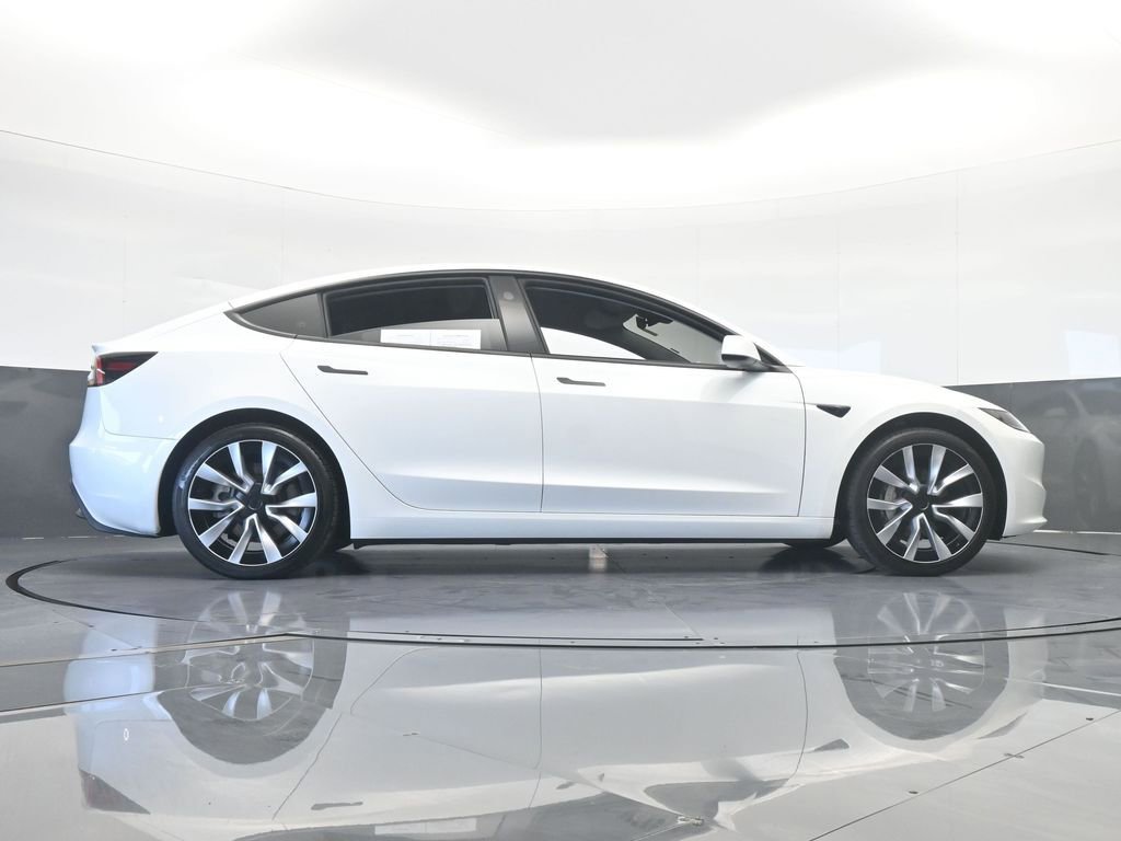 Used 2024 Tesla Model 3 Standard Range image 59
