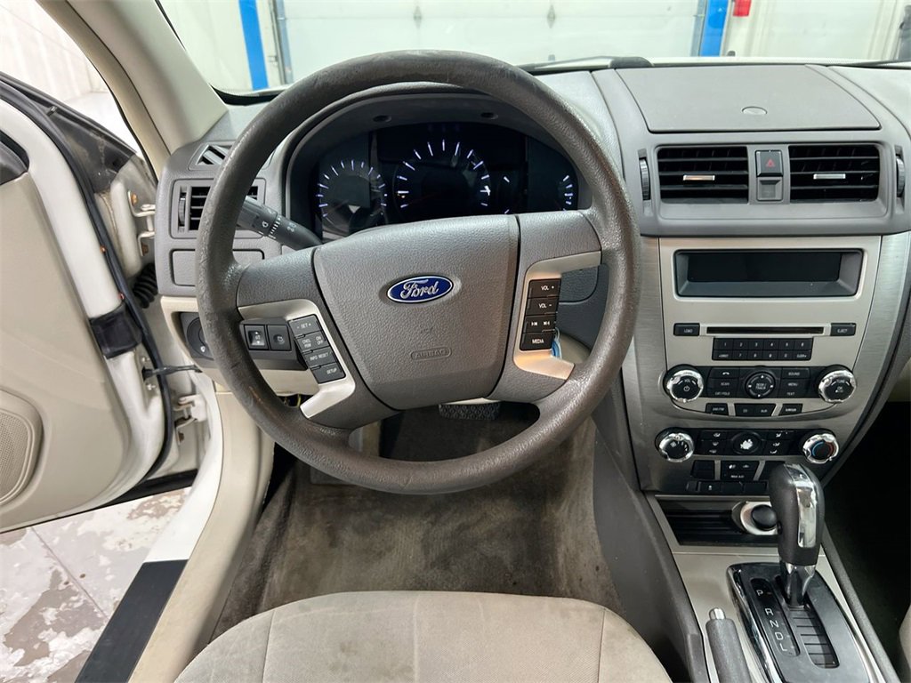 Used 2010 Ford Fusion SE image 18