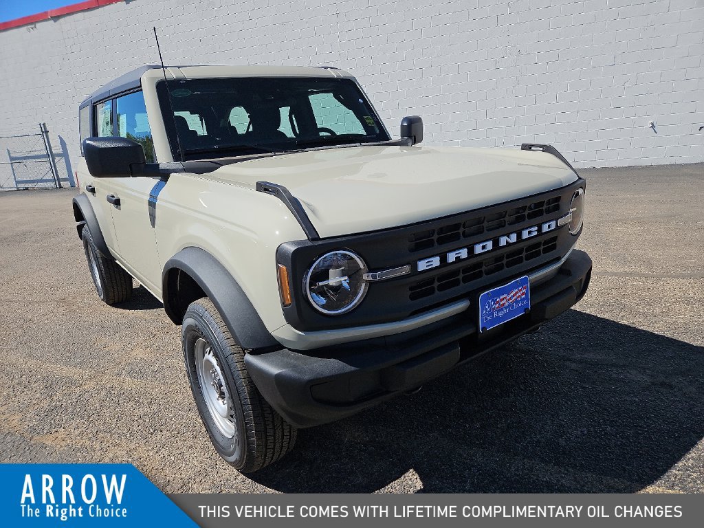 New 2026 Ford Bronco 4-Door AWD/4WD image 2