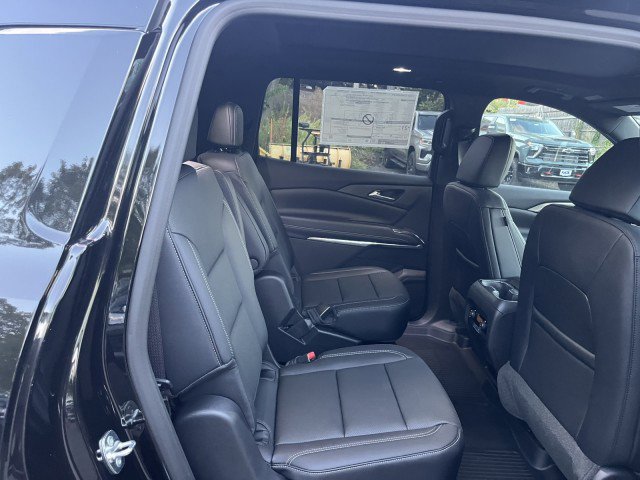 New 2026 Chevrolet Traverse LT w/ Sun and Wheel Package image 9
