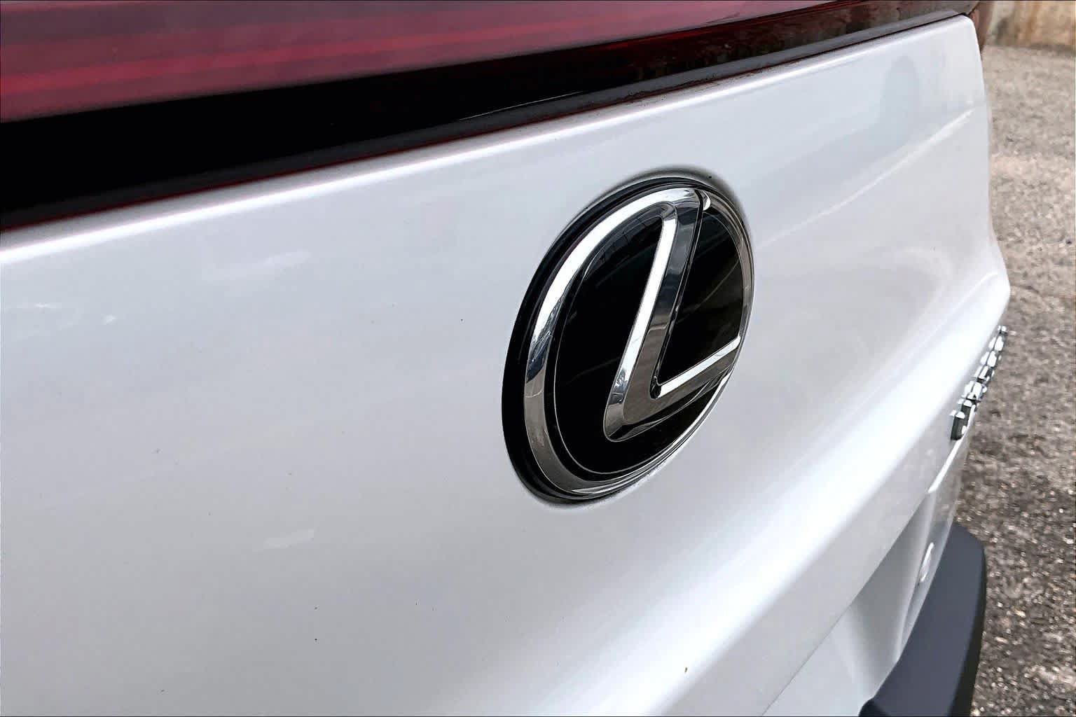 Used 2025 Lexus UX 300h FWD w/ Cold Area Package image 31