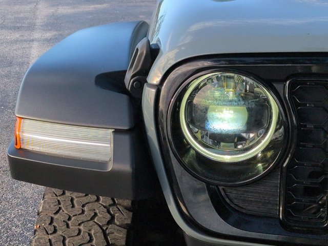 Used 2024 Jeep Wrangler Unlimited AWD/4WD image 9