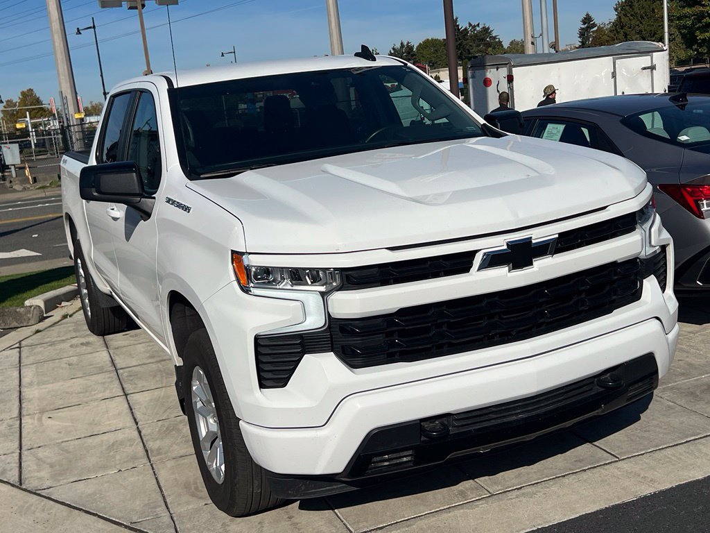 Used 2026 Chevrolet Silverado 1500 RST AWD/4WD image 5