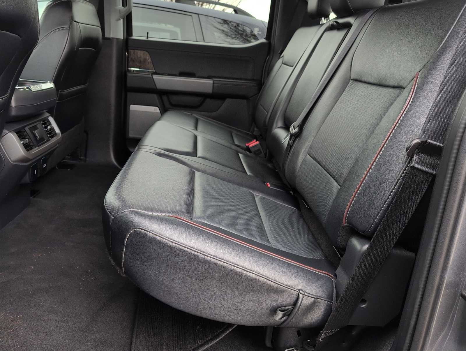 Used 2023 Ford F150 Lariat image 18