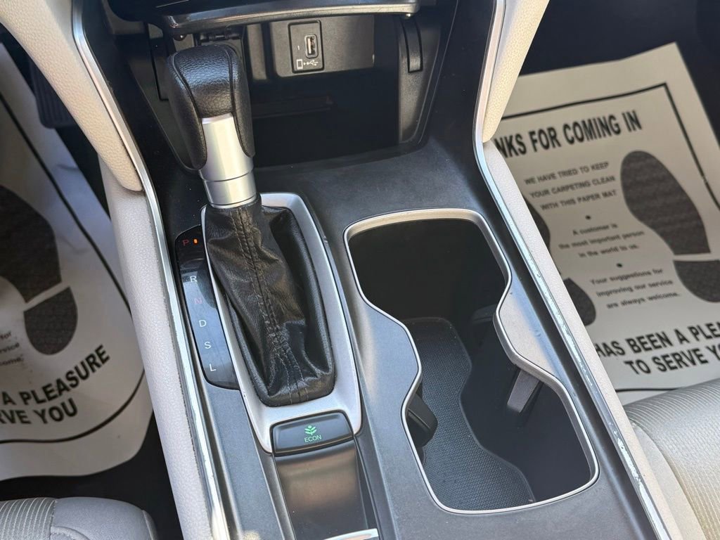 Used 2020 Honda Accord EX image 19