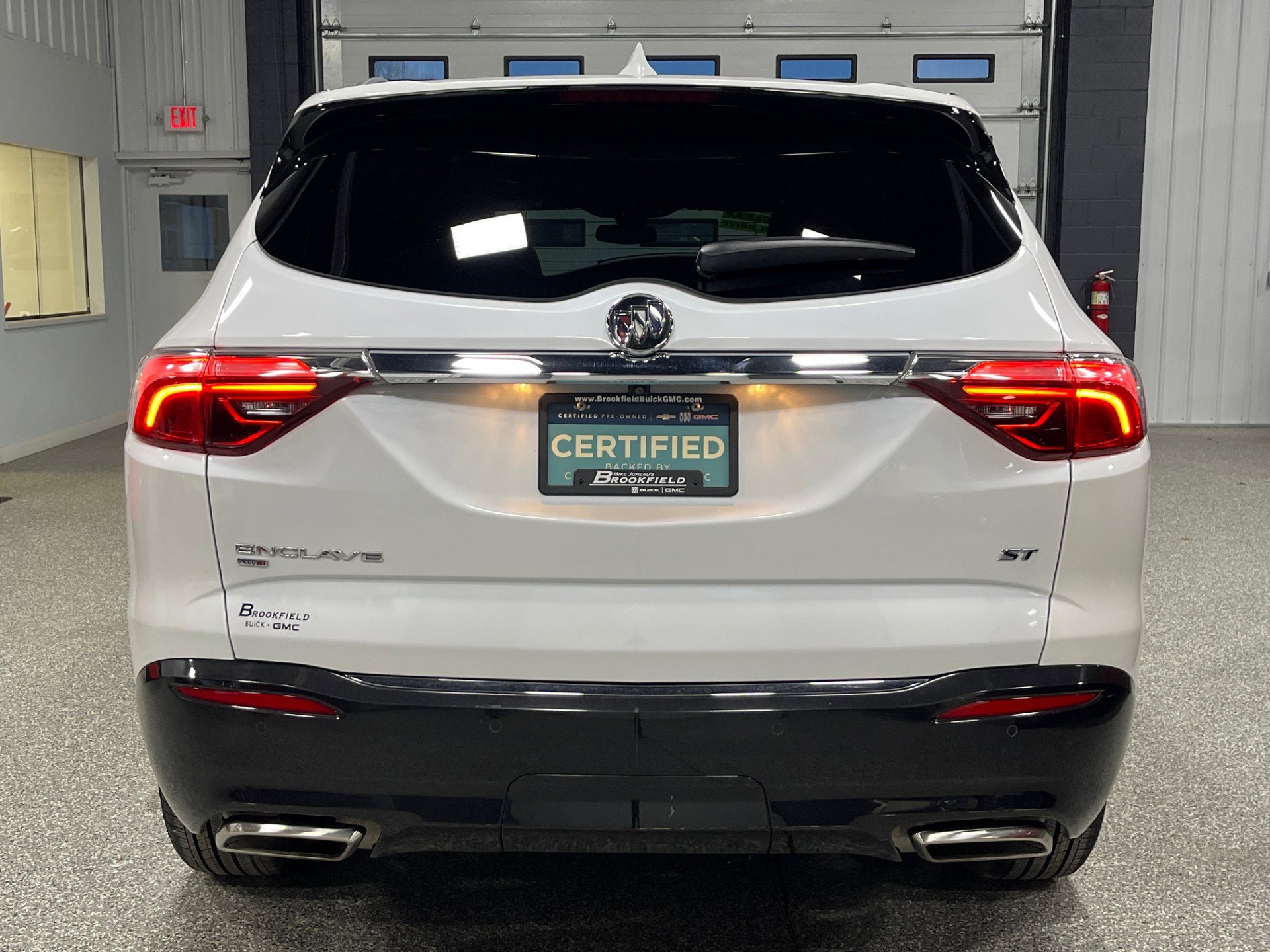 Certified 2023 Buick Enclave Essence w/ Experience Buick Package image 4