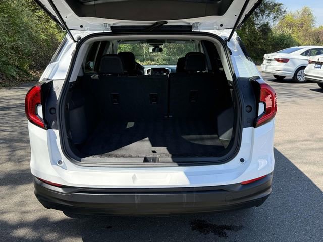Certified 2024 GMC Terrain SLE image 12