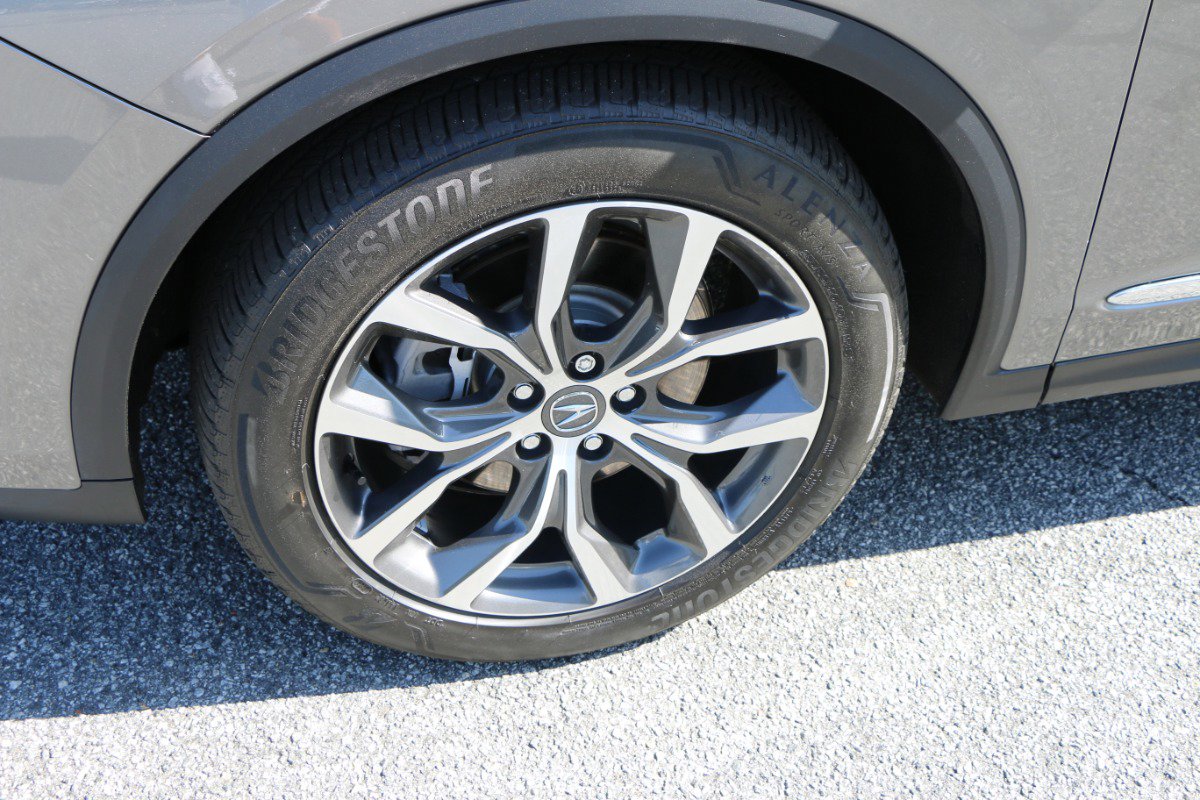 Used 2024 Acura MDX SH-AWD w/ Technology Package image 14