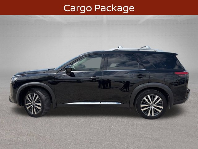Used 2022 Nissan Pathfinder Platinum w/ Cargo Package AWD/4WD image 3