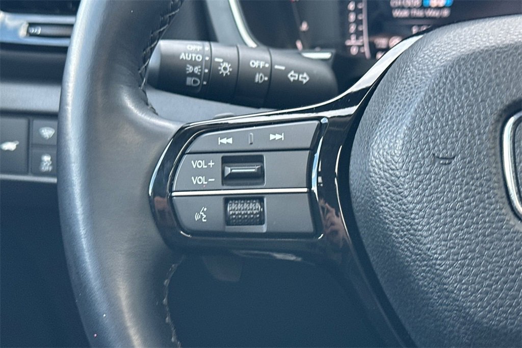 Certified 2025 Honda Pilot Elite image 26