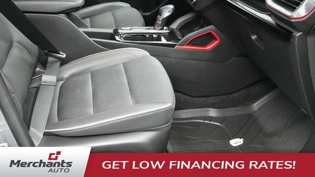 Used 2023 Chevrolet TrailBlazer RS w/ Convenience Package AWD/4WD image 11