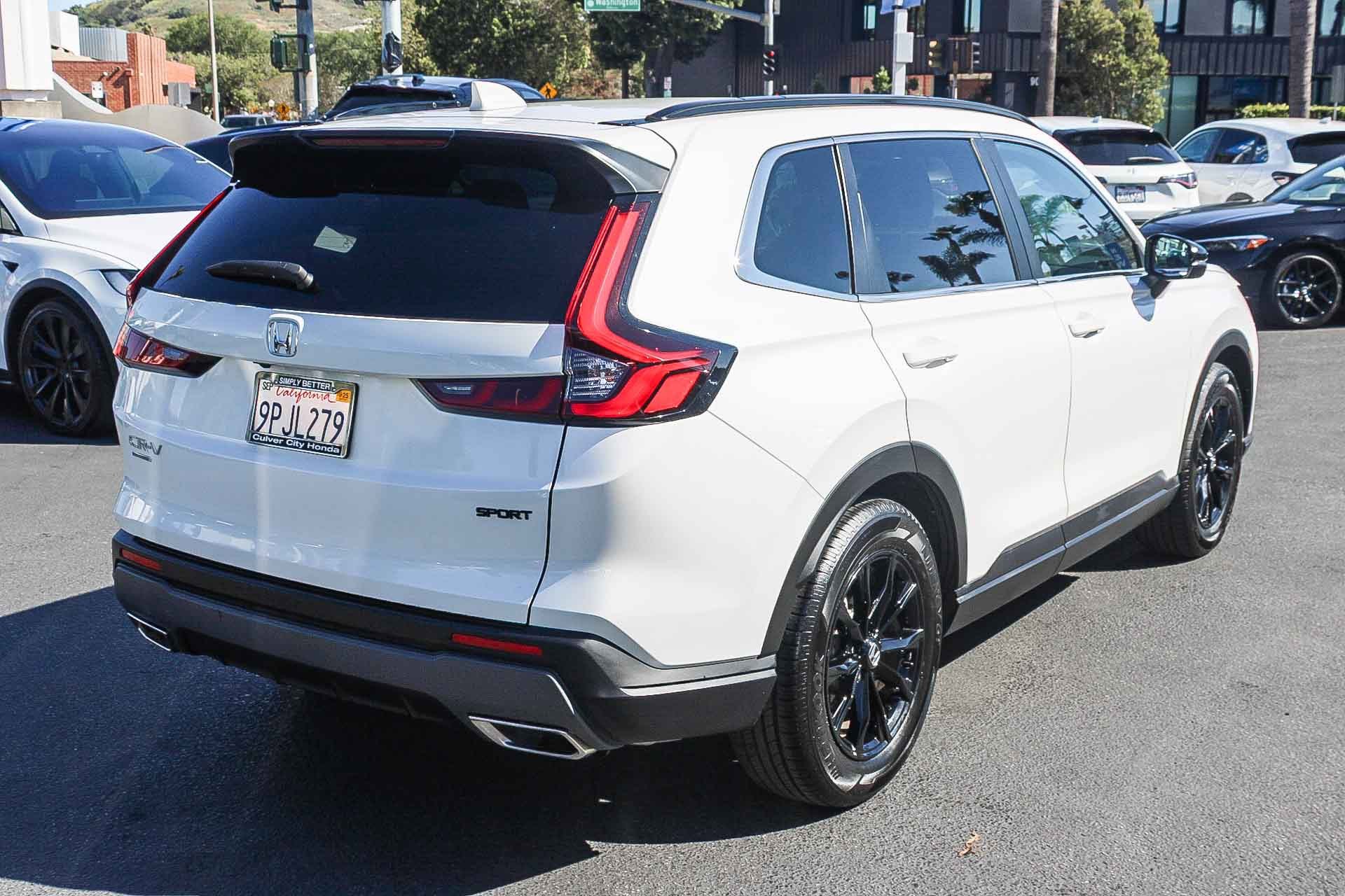 Certified 2025 Honda CR-V Sport image 9