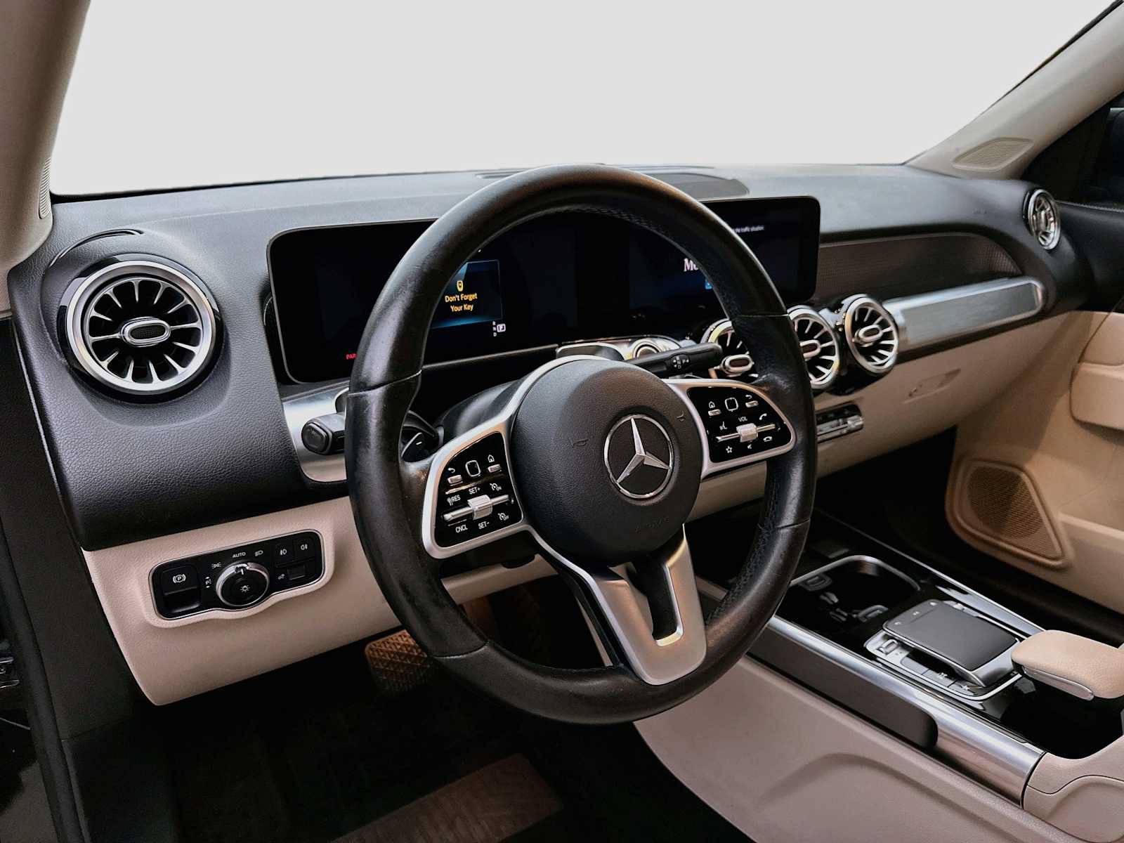 Used 2020 Mercedes-Benz GLB 250 image 9