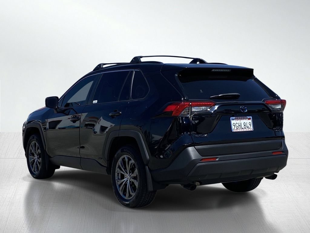 Certified 2023 Toyota RAV4 XLE Premium AWD/4WD image 4