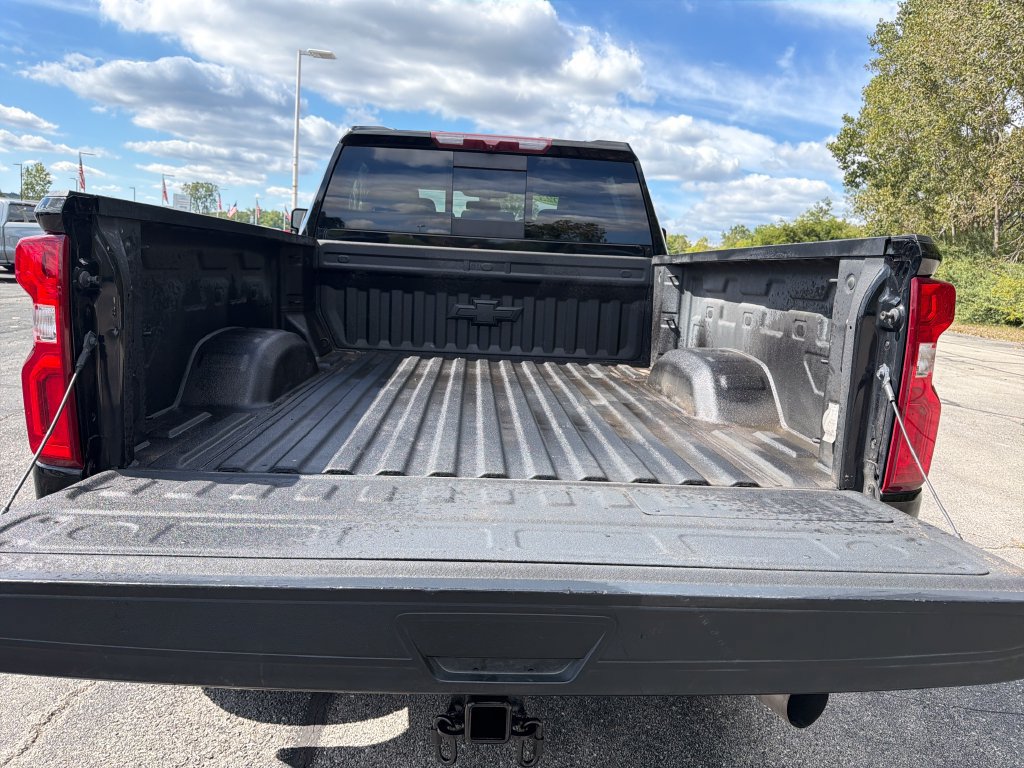 Used 2023 Chevrolet Silverado 3500 LTZ w/ LTZ Plus Package AWD/4WD image 34