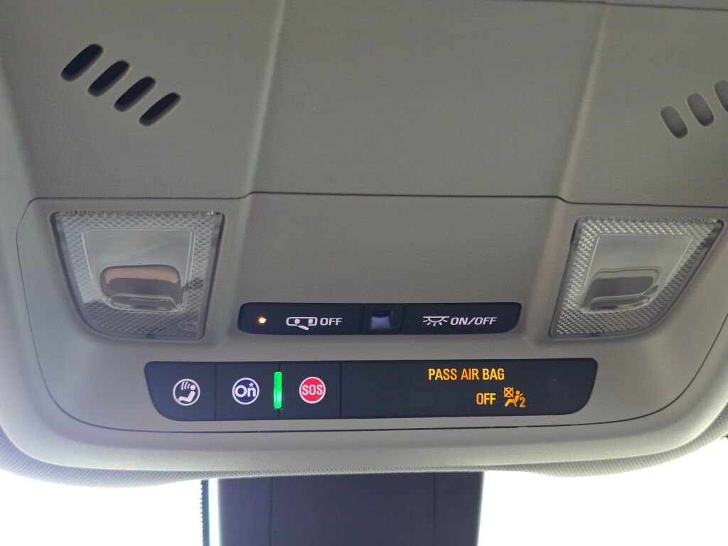 Used 2020 Chevrolet Equinox LS image 46