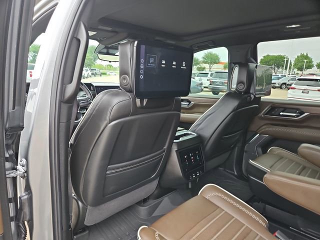 Used 2025 GMC Yukon Denali Ultimate image 23