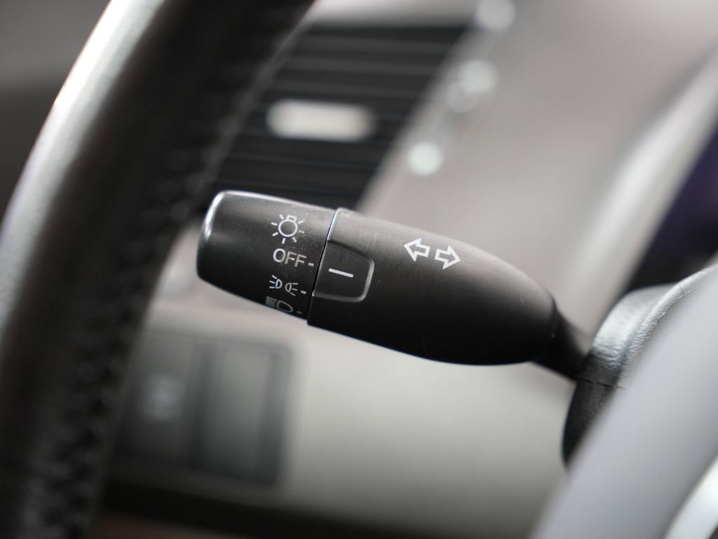 Used 2011 Honda Civic Hybrid Sedan image 15