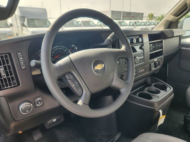New 2024 Chevrolet Express 3500 w/ Power Convenience Package image 21