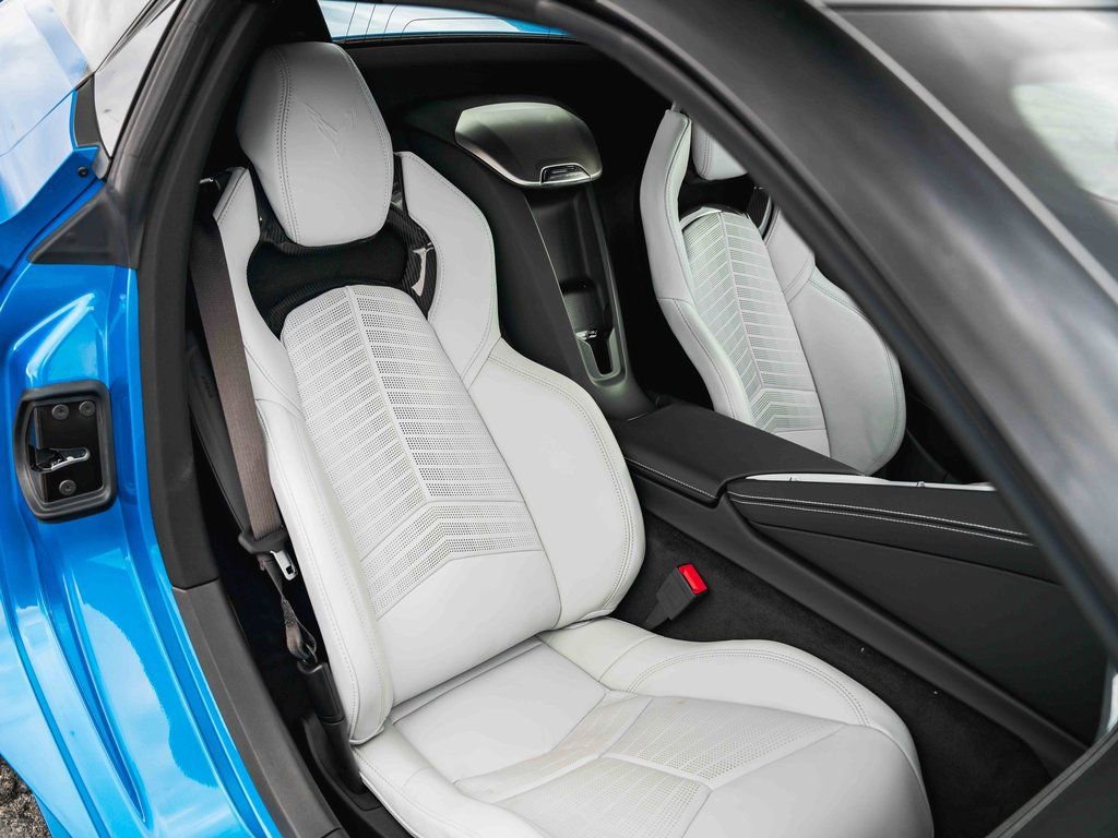 New 2025 Chevrolet Corvette Stingray Preferred Conv w/ 2LT image 41