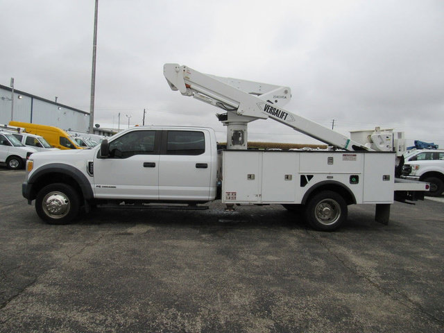 Used 2017 Ford F550 2WD Crew Cab Super Duty image 6