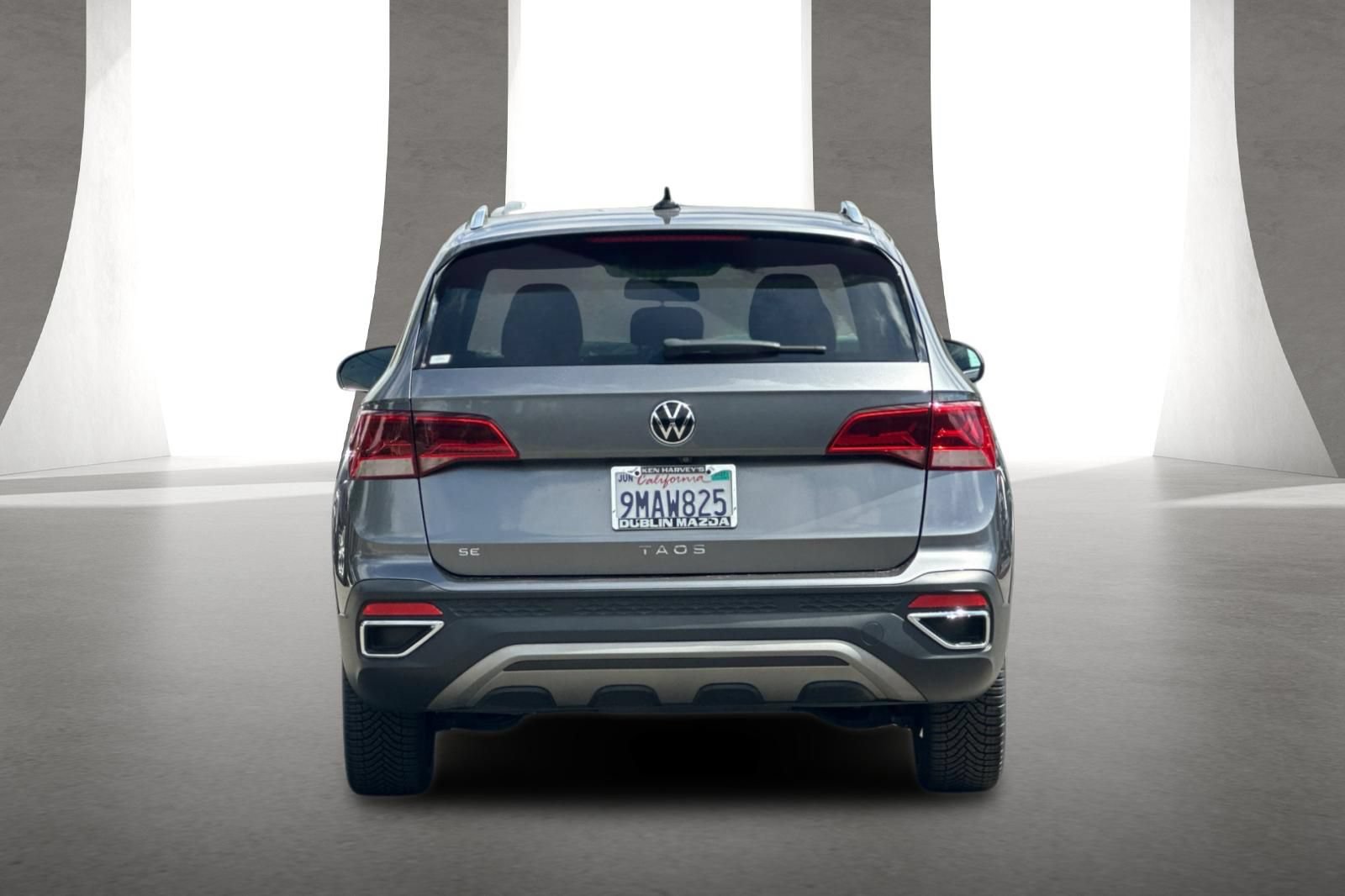 Used 2022 Volkswagen Taos SE FWD image 5