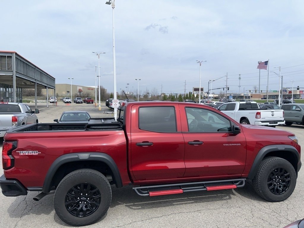 Used 2024 Chevrolet Colorado Trail Boss w/ Technology Package image 8