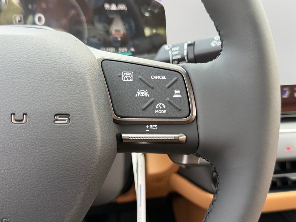 New 2026 Lexus ES 500e AWD/4WD image 17