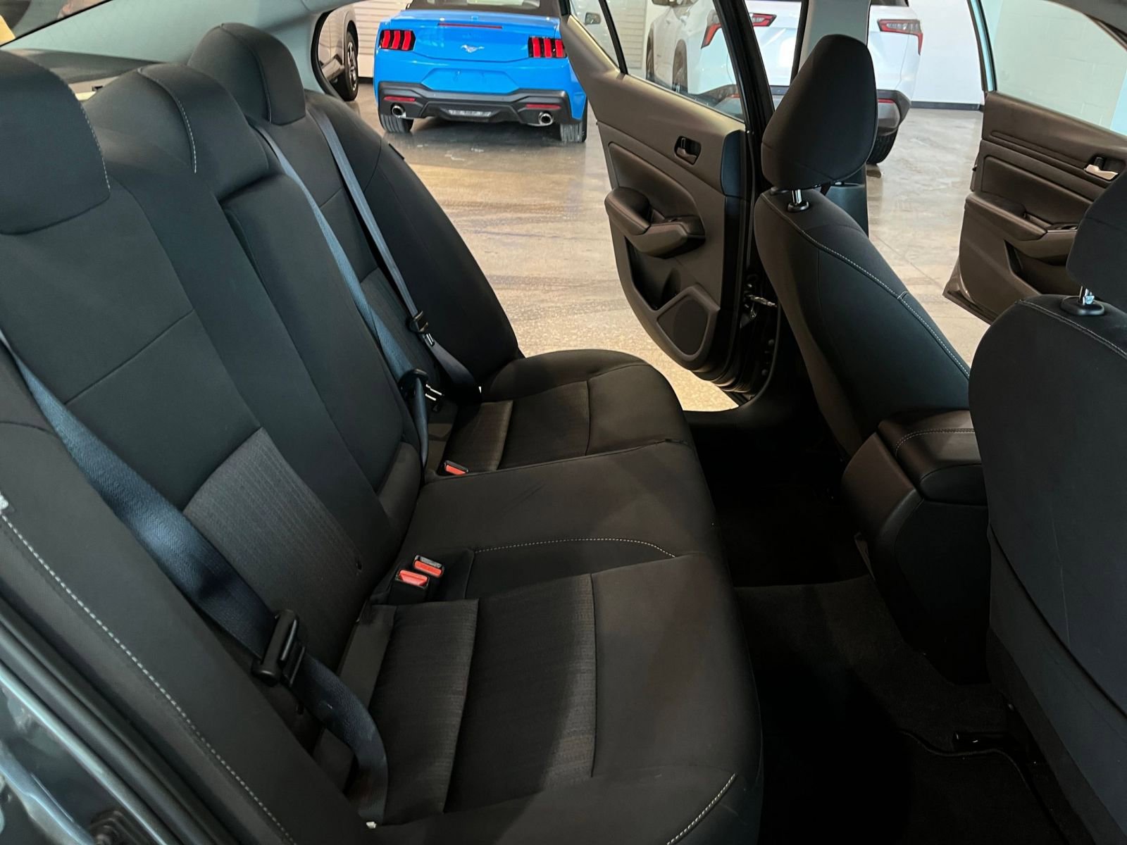 Used 2025 Nissan Altima 2.5 SV image 36