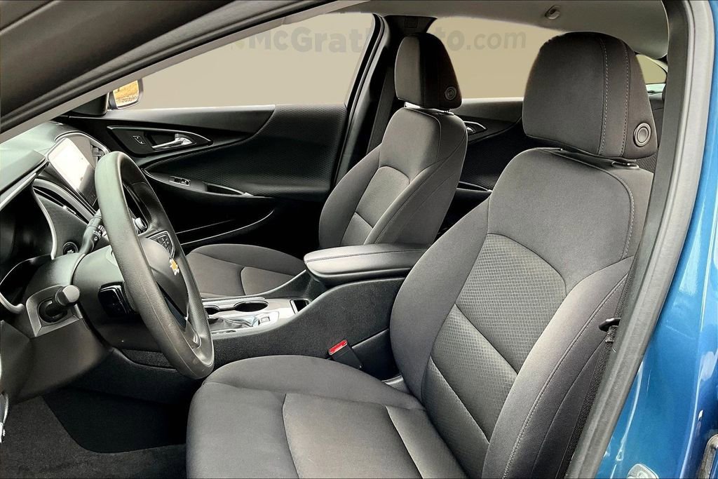 Used 2024 Chevrolet Malibu LT image 19