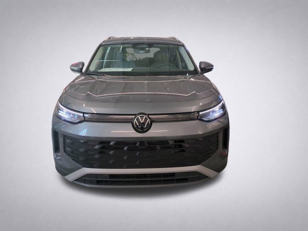 New 2026 Volkswagen Tiguan SE image 8