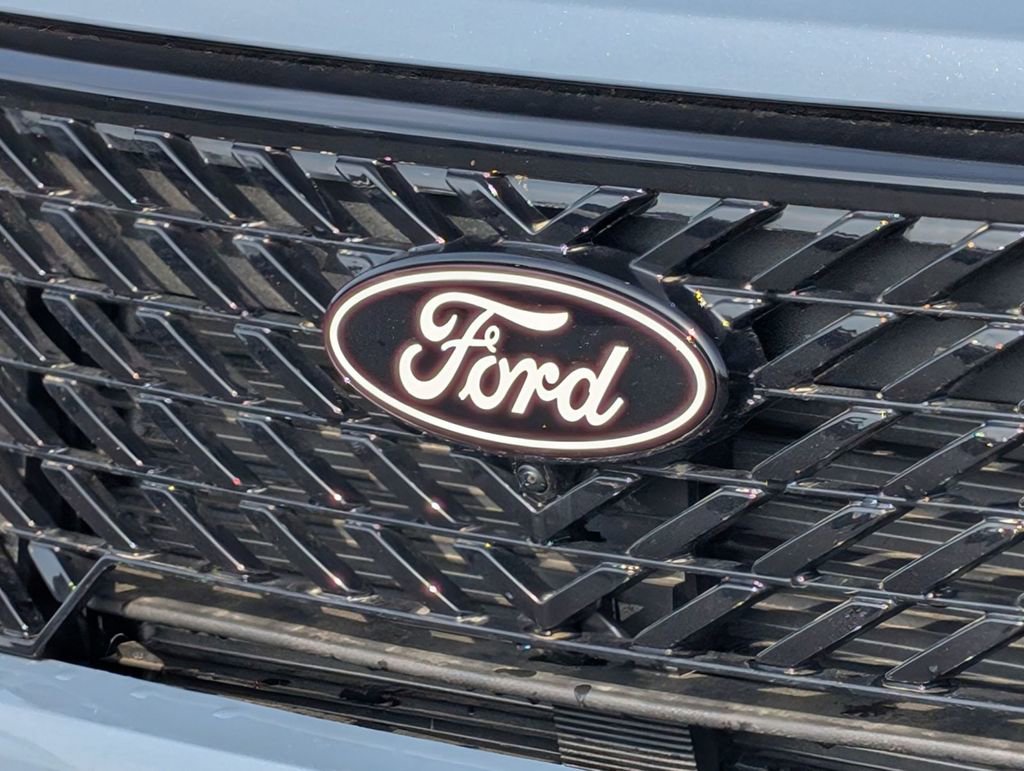 New 2025 Ford Maverick Lariat w/ Black Appearance Package AWD/4WD image 12